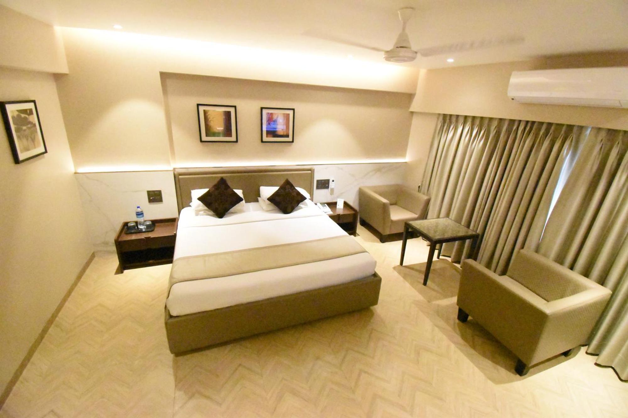 Kings International Juhu Mumbai Exterior foto