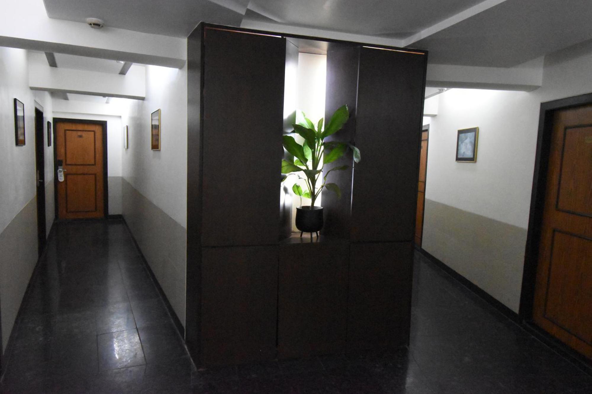 Kings International Juhu Mumbai Exterior foto