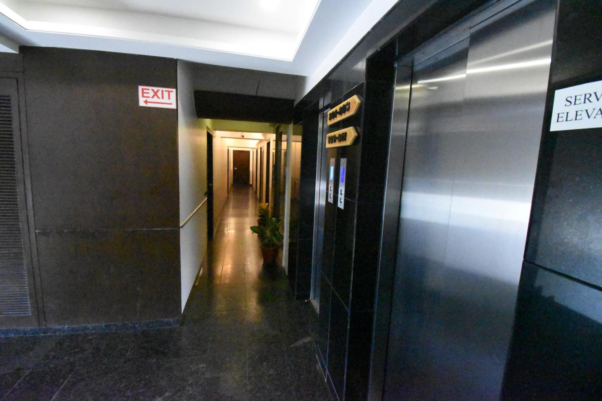 Kings International Juhu Mumbai Exterior foto