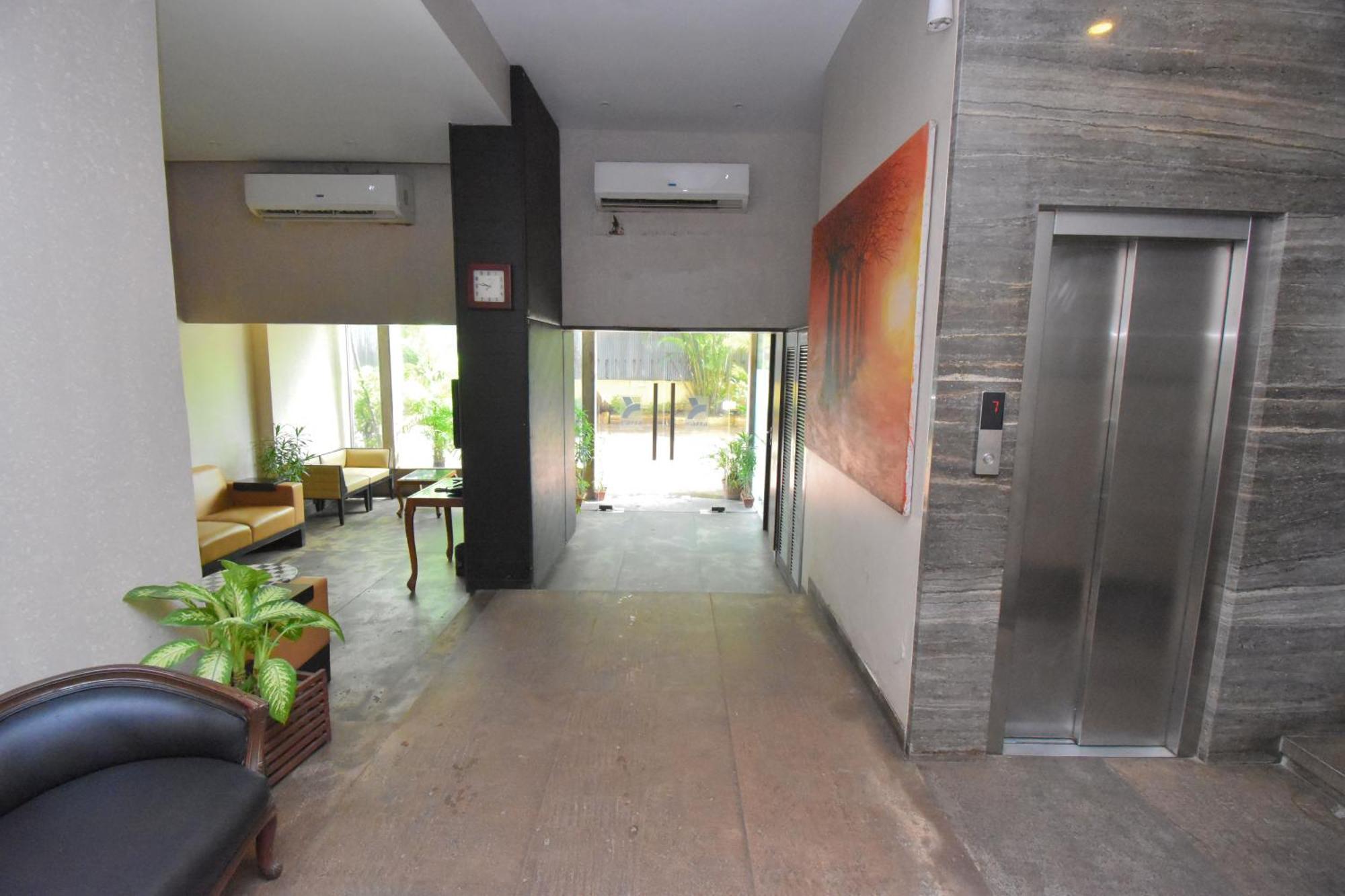 Kings International Juhu Mumbai Exterior foto